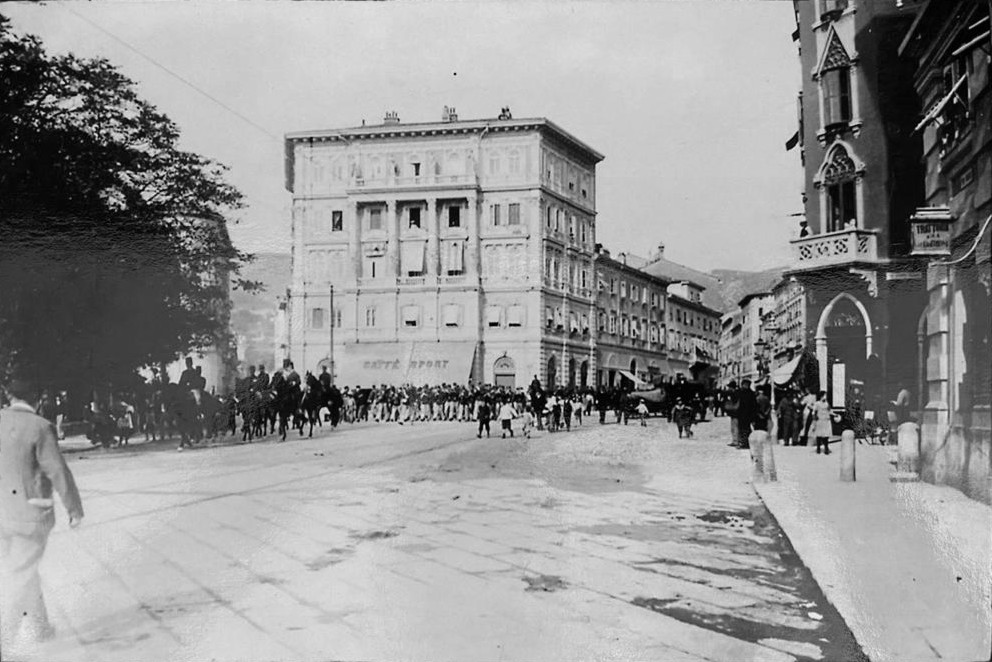 via Giulia Trieste storica